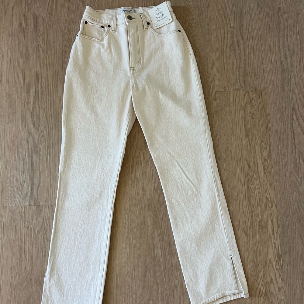 Abercrombie & Fitch Off-White Straight Jeans
